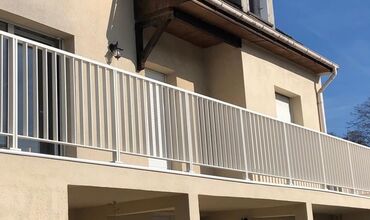 Gardes corps et Portes Blind&eacute;es &agrave;&nbsp;COURRIERES